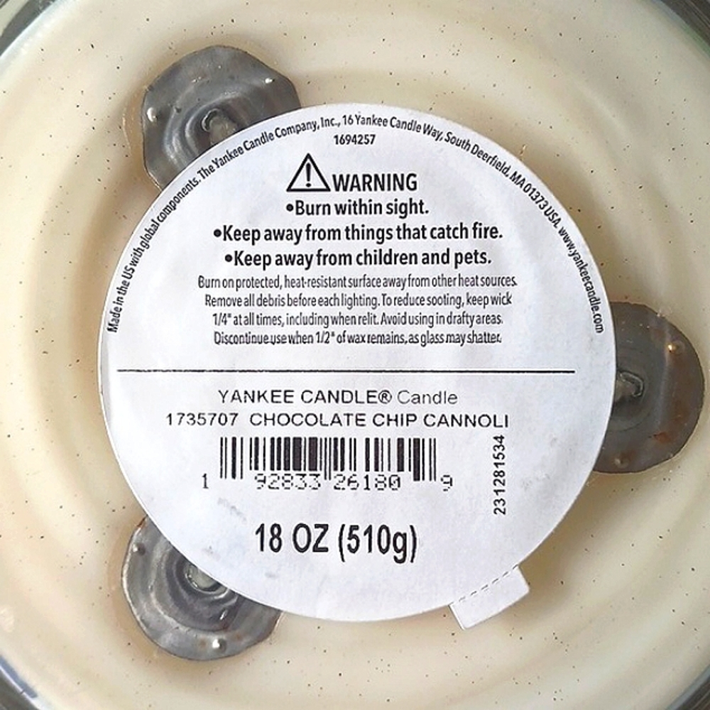 NEW Yankee Candle Chocolate Chip Cannoli 18 Oz. (510g) 3 Wick Candle - Picture 4 of 7